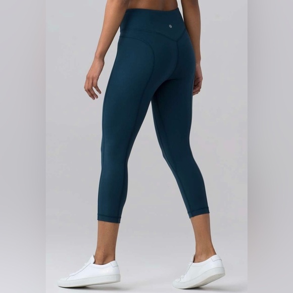 Lululemon Pushing Limits Crop (Nulu 21") in Jaded 4 - Picture 1 of 6